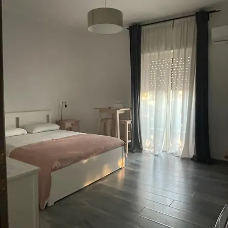 Levante ゲストハウス 3*